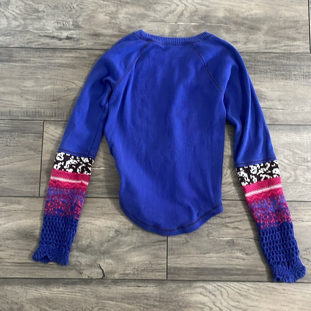 We the free all n cuff - Free people brand women’s sweater size XS - Picture 2 of 4